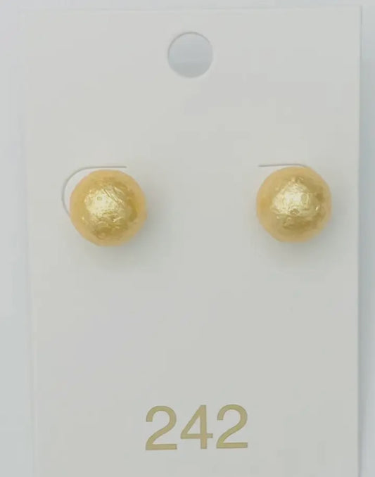 Chic- Mini Mache Stud