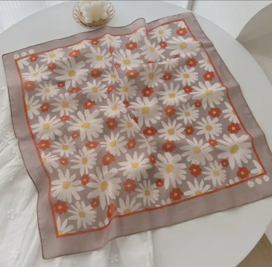 Daisy print scarf